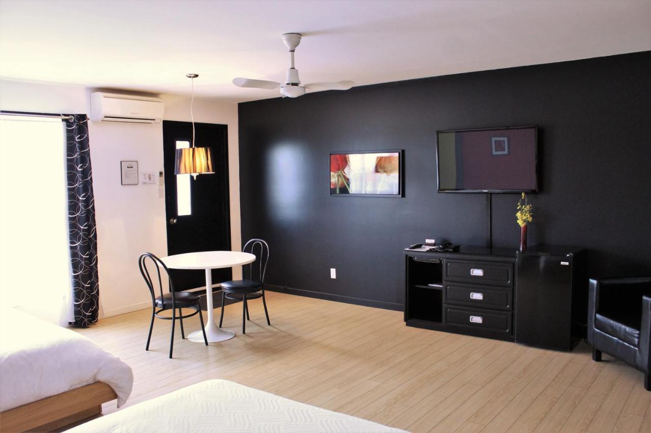 Motel Du Canton Valcourt Eksteriør bilde